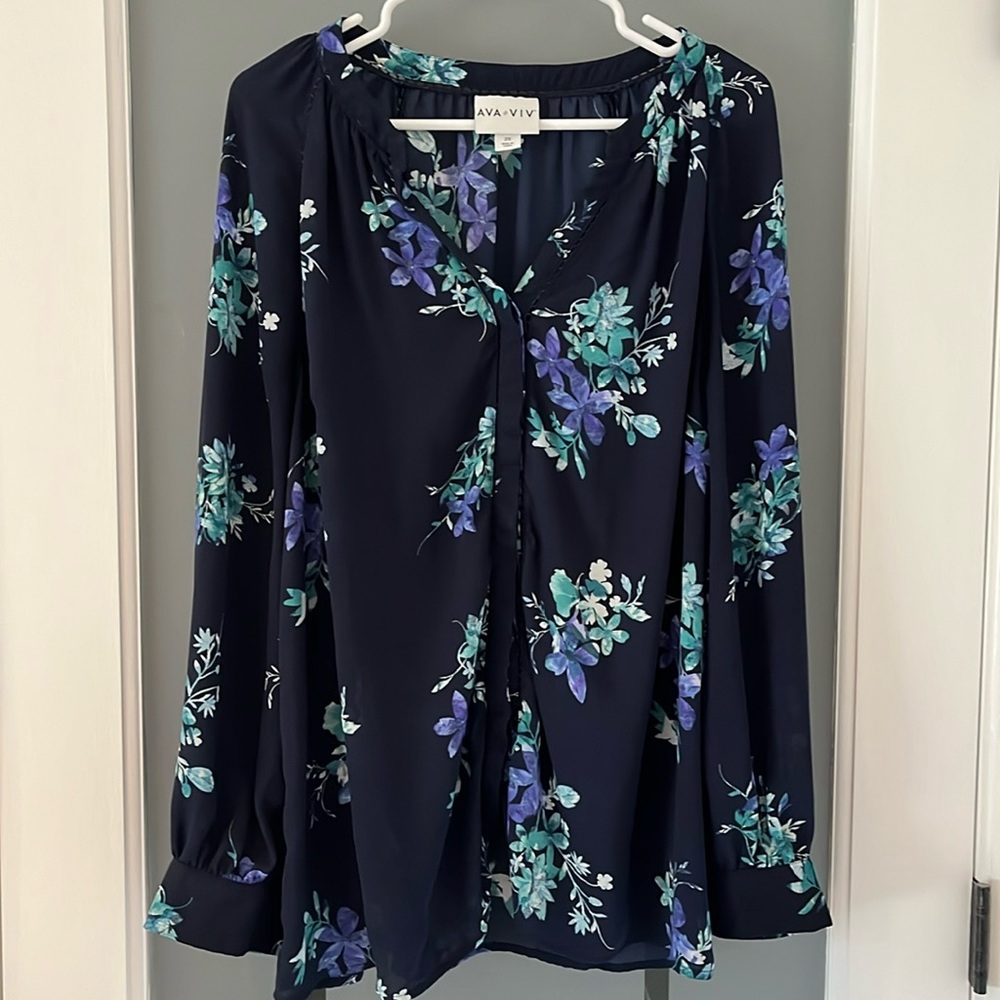 Ava & Viv Navy Blue Floral Print Long Sleeve Blouse
